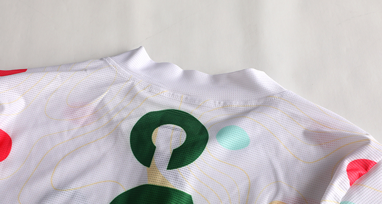 bike shirts with pockets